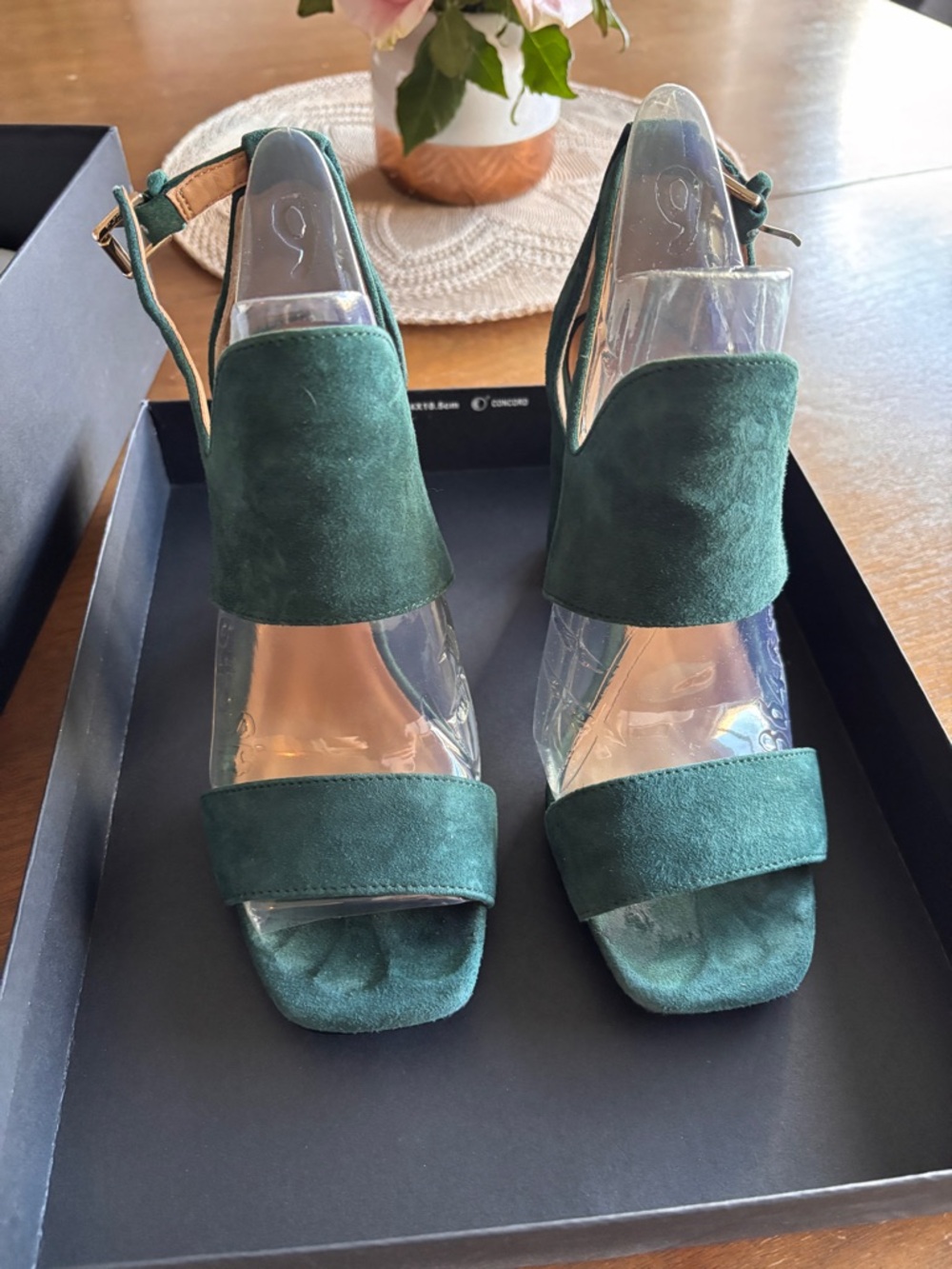 Banana Republic Dark Green Suede Block Heel Sandals